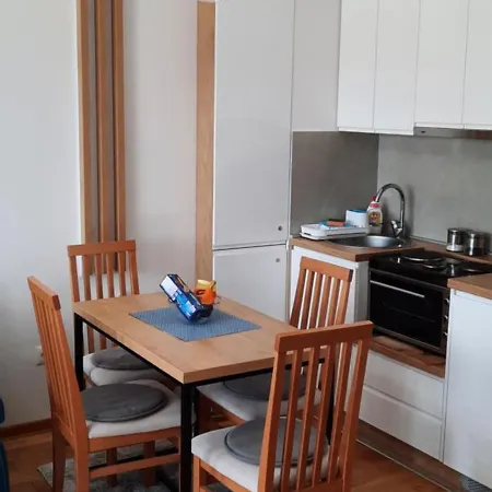 Apartament - Titova Palisat