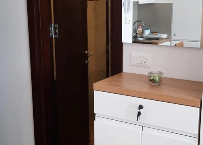 - Titova Apartman Palisat